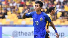 Thần đồng 16 tuổi của U23 Thái Lan sẽ đối đầu Quang Hải là ai?