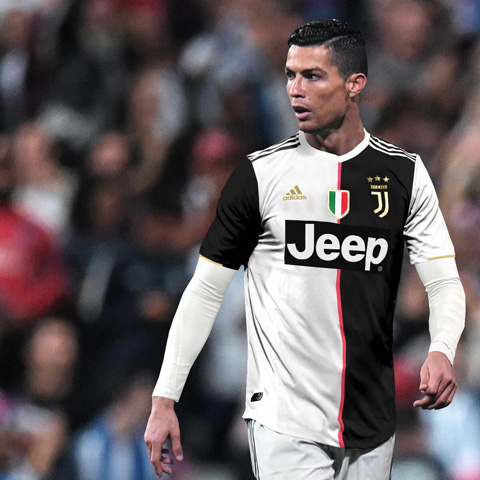 Ronaldo trông khá lạ lẫm nếu khoác lên mình bộ trang phục thi đấu mới