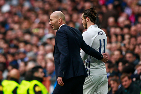 Bale bây giờ nên sớm có dự định cho tương lai