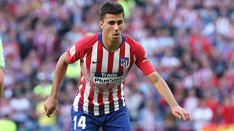 Rodrigo được 4 ông lớn của châu Âu săn đón