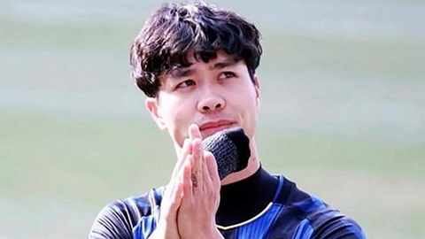 HLV Incheon: 'Công Phượng sẽ tiến bộ nữa sau trận đấu cực khó với Jeonbuk'