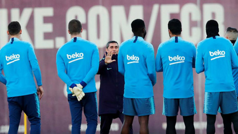Valverde đang đau đầu ở 3 vị trí trước trận gặp Atletico