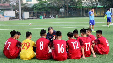 HLV Hoàng Anh Tuấn: ‘U18 Việt Nam sẽ chơi như U23 và ĐTQG’
