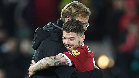 Cực chẳng đã Klopp mới phải dùng Moreno