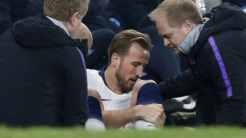 Kane chấn thương, Tottenham trả giá đắt sau trận thắng Man City
