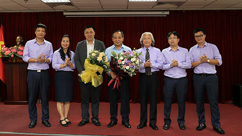 Chủ tịch VFF Lê Khánh Hải thăm và làm việc với báo Bóng đá