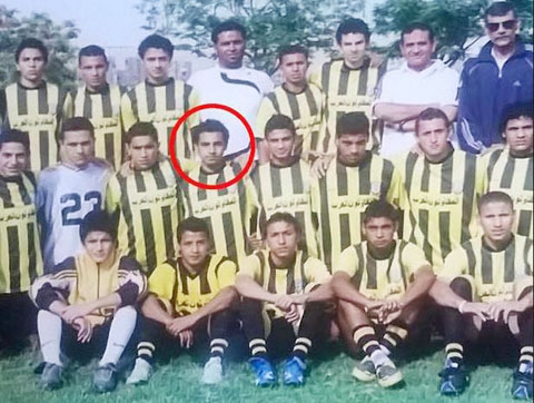 Salah từ nhỏ đã truân chuyên trên hành trình đá bóng