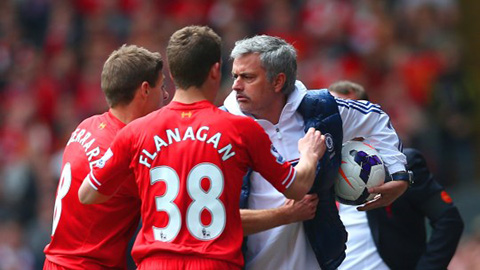 Mourinho chọc ngoáy ký ức đau buồn của Liverpool trước Chelsea