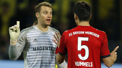 Bayern trả giá đắt cho việc trở lại ngôi đầu bảng Bundesliga