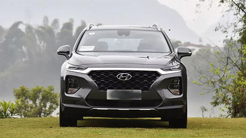 'Phát hờn' với Hyundai Santa Fe 2019 đẹp long lanh giá chỉ từ 700 triệu đồng