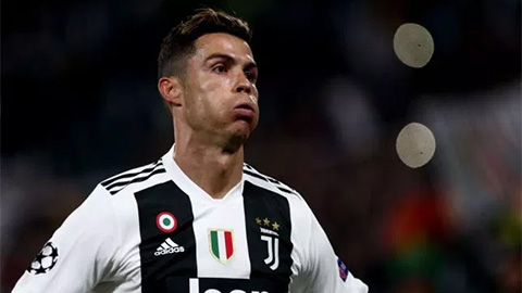 Ronaldo đòi Juve thay máu sau thất bại ở Champions League