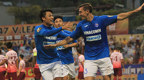Than.QN 3-0 Sài Gòn FC: Ngày của ngoại binh