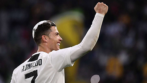 Ronaldo khẳng định 1.000% ở lại Juventus