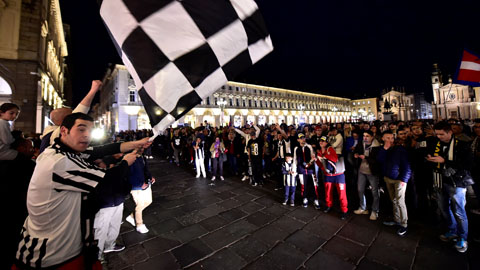 Fan Juventus ăn mừng nhạt nhòa với chức vô địch thứ 8 liên tiếp