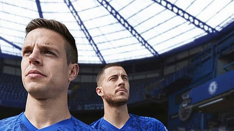 Vướng tin đồn Real, Hazard vẫn có mặt trong quảng cáo áo đấu mới của Chelsea