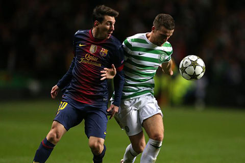 Matthews của Celtic cũng áp chế Messi thành công nhờ chiêu này