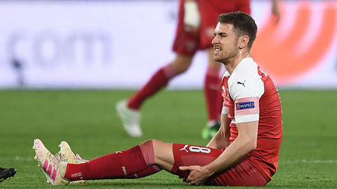 Ramsey không thể cùng Arsenal đi hết mùa giải