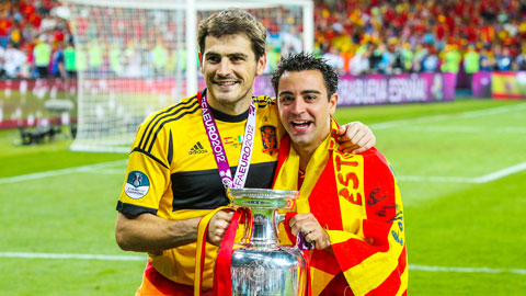 Xavi, Casillas và lời chia tay của thế hệ vàng