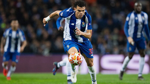 Pepe hối lộ bạn cũ Coentrao để giúp Porto vô địch Bồ Đào Nha