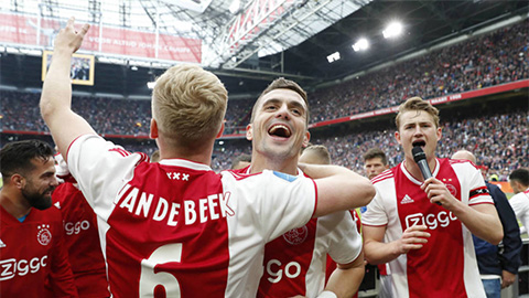 99,99% Ajax vô địch Hà Lan mùa này