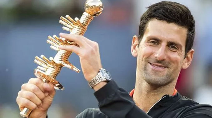 Vô địch Madrid Open, Djokovic cân bằng kỷ lục của Nadal