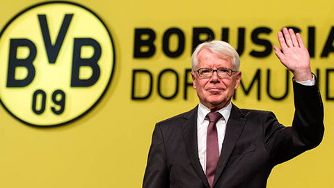 Chủ tịch DFL không mang Đĩa bạc đến Munich