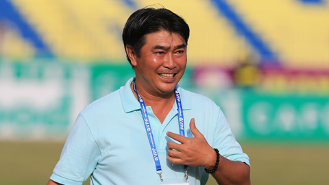 HLV Trần Minh Chiến bất ngờ thay trợ lý ông Park dẫn dắt đội hạng nhì