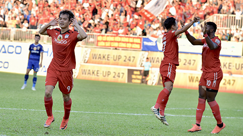 HAGL 1-1 B.BD: Văn Toàn nổ súng, HAGL vẫn ngậm ngùi chia điểm