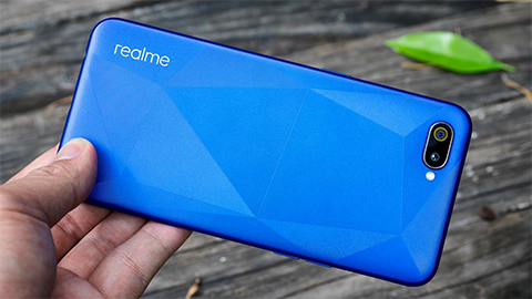 Realme C2 trình làng pin 4000mAh, giá dưới 3 triệu