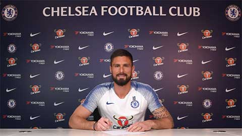 Chelsea giữ chân Giroud thêm 1 mùa