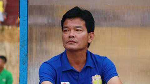 DNH Nam Định bất ngờ thay HLV trước trận đấu với Hà Nội FC