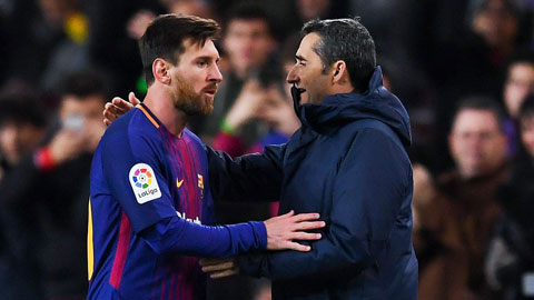 Messi là linh hồn, và cũng là vật cản của Barca
