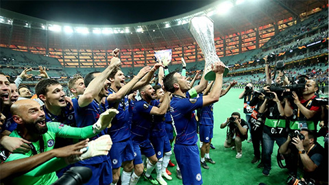 Thấy gì từ chức vô địch Europa League của Chelsea?