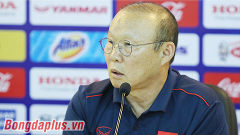 Ông Park nhận sai khi để ĐT Việt Nam dự King’s Cup