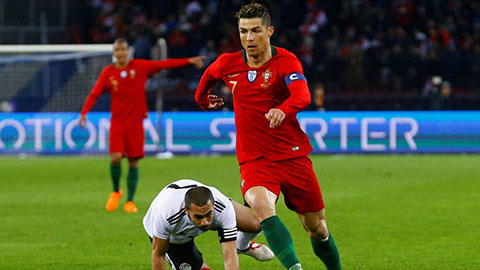 Ronaldo tái xuất, Bồ Đào Nha sáng cửa vô địch