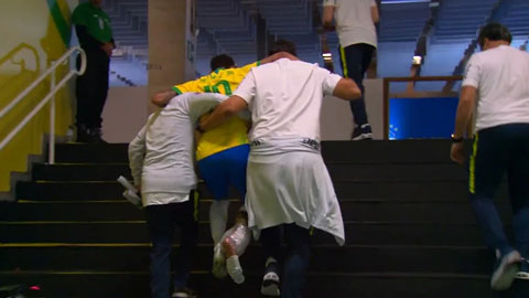 Neymar bị đứt dây chằng mắt cá, mất Copa America