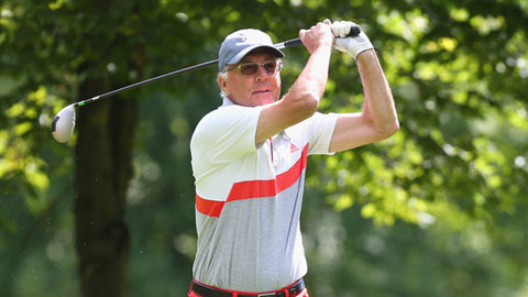 Beckenbauer tham gia giải golf Kaiser Cup để làm từ thiện