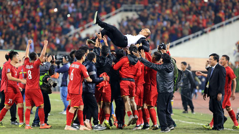 Những cống hiến của HLV Park Hang Seo với bóng đá Việt Nam luôn được ghi nhận xứng đáng  	Ảnh: ĐỨC CƯỜNG