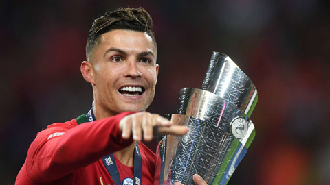 Ronaldo khoe thành tích đáng kinh ngạc mùa 2018/19