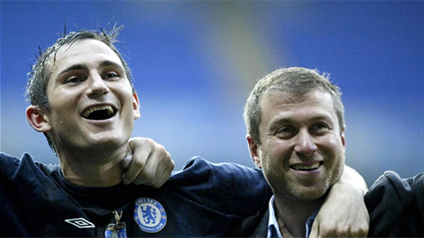 Lampard đồng ý về Chelsea sau cuộc gọi của Abramovich