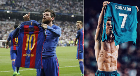 Ronaldo khoe áo, Messi cũng khoe áo, thế là fan chửi nhau
