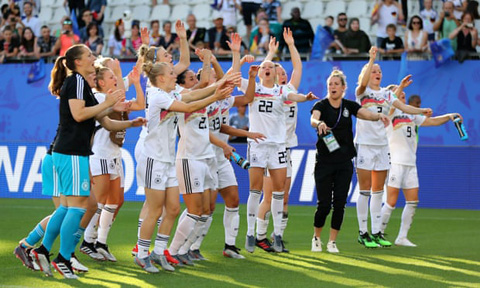 Nữ Đức lần thứ 8 liên tiếp giành vé vào tứ kết World Cup nữ