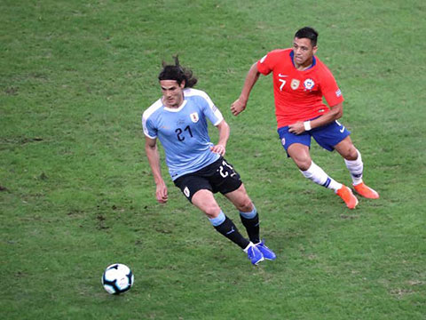 Anh được đánh giá là Cầu thủ chơi hay nhất trong trận gặp Uruguay
