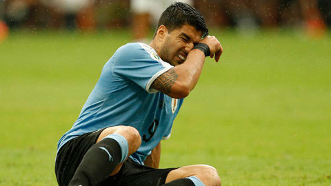 Suarez và Uruguay đã phải dừng chân đầy đáng tiếc