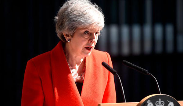 Bà Theresa May nhậm chức Thủ tướng Anh từ năm 2016 thay thế cho ông David Cameron. Ngày 24/05/2019, bà từ chức do bế tắc trong vấn đề Brexit