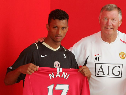 Nani ra mắt Man United với kỳ vọng về một Cristiano Ronaldo mới