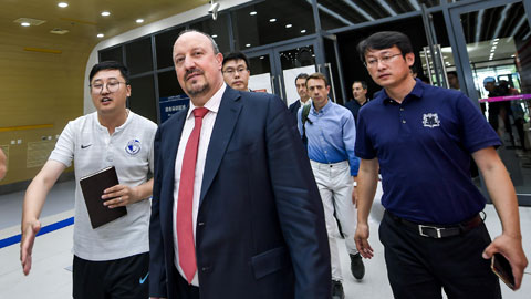Benitez bị thuyết phục bởi kế hoạch và tham vọng của Dalian Yifang