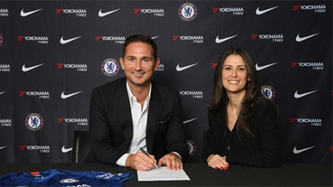 Chelsea chính thức ký hợp đồng 3 năm với HLV Lampard