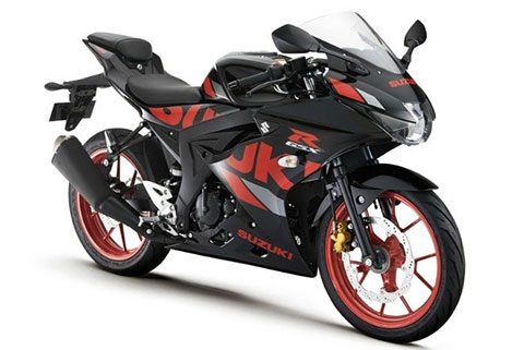 GSX-R150 2020 màu đen với vành và chấu xe màu đỏ