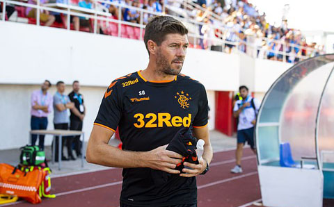 Rangers của HLV Steven Gerrard có khởi đầu thuận lợi ở Europa League